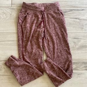 Women’s Lululemon joggers